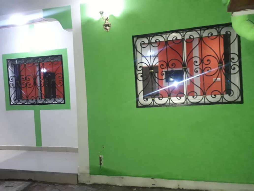 Npangou Appart Kribi Exterior photo